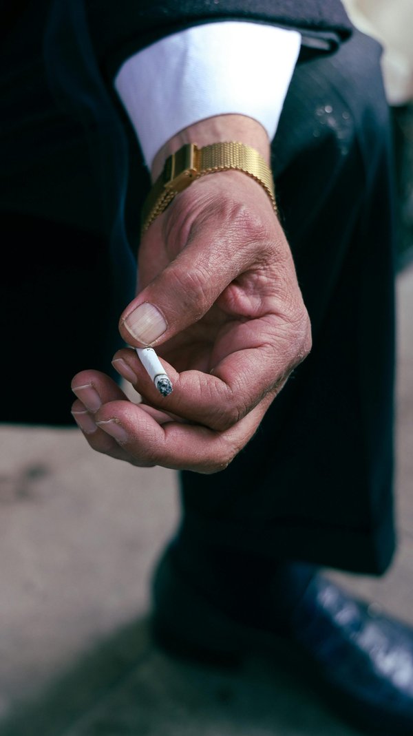 Formation laser anti-addictions : comment devenir praticien pour accompagner l'arrêt du tabac et d'autres dépendances